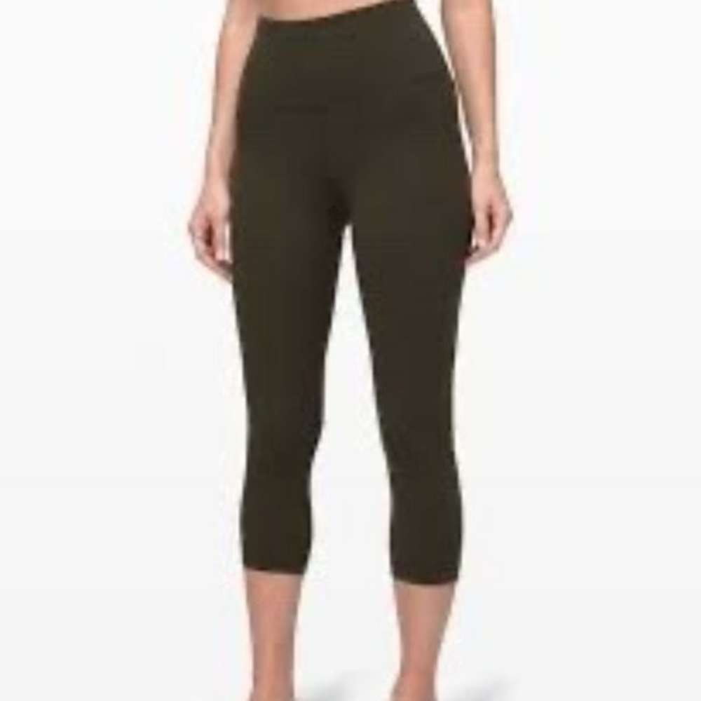 Lululemon Crop Leggings‎ 21 High Rise 10 VGUC